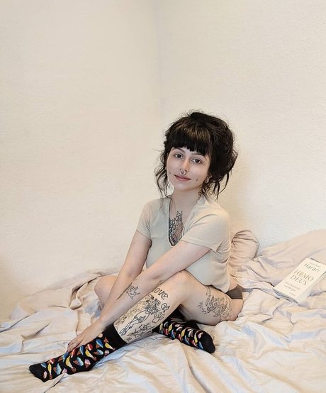 Zainab free pornstar picture