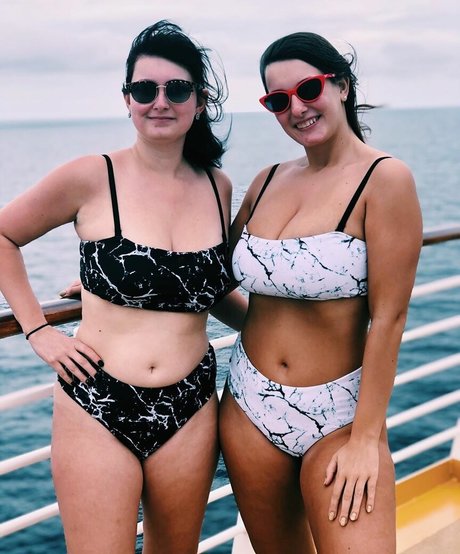 Emily Whittle model perfect pics