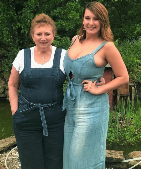 Emily Whittle top model images