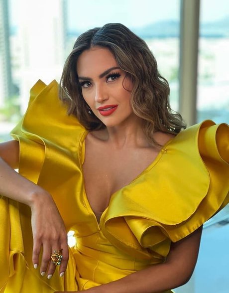 WomenPrimer sex star picture