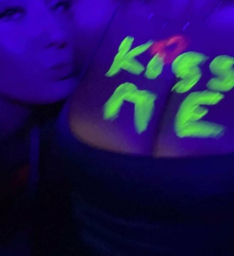 Chantelle A star naked photo