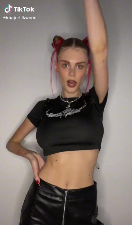 Alex Elizabeth Ljadov pornstar nice pic