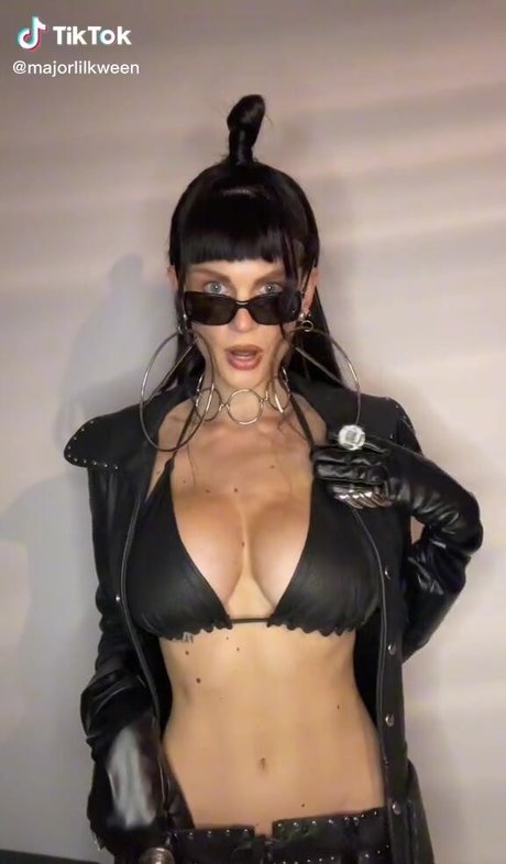 Alex Elizabeth Ljadov free model archive