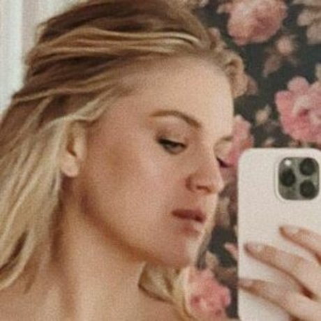 Kelsea Ballerini star naked pictures