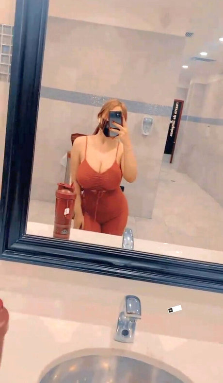 Arely Walle pornographic actress gallery