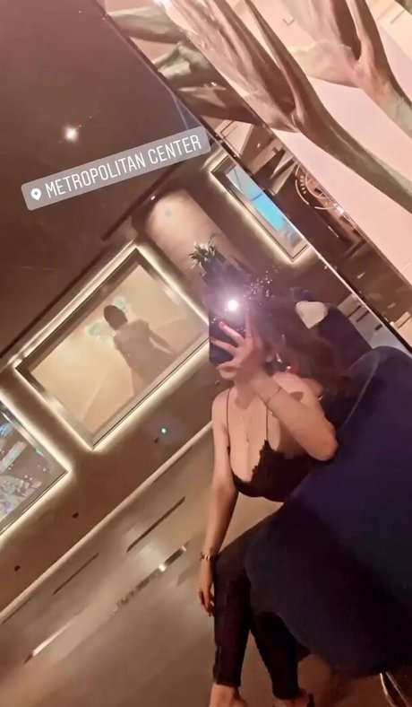 Arely Walle star nude pics