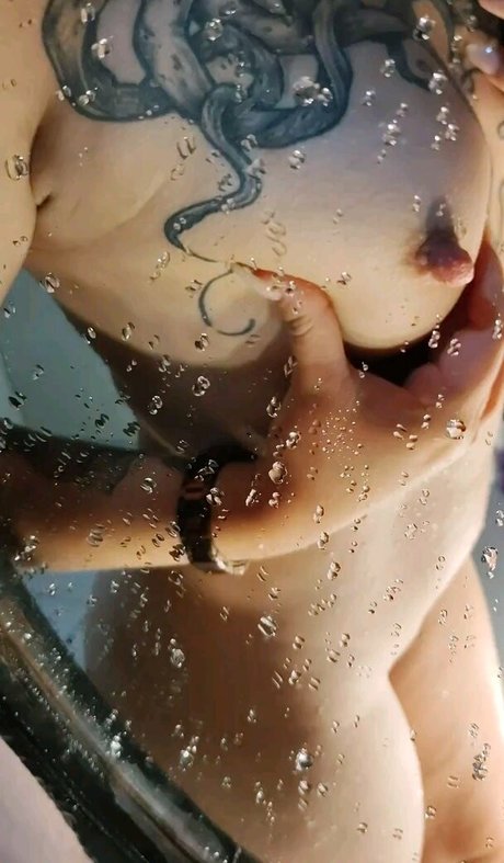 Soraya Monny model adult pics