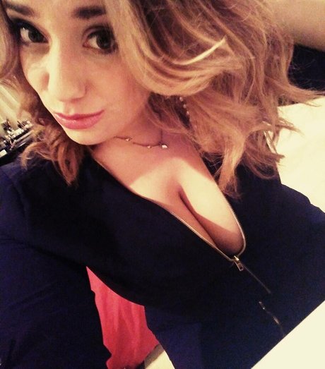 lartdanstoutessesformes star free img