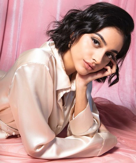 Banita Sandhu model high quality img