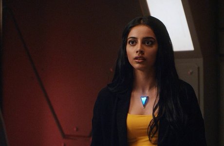 Banita Sandhu naked actress images