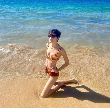 Tallulah Willis art star photos