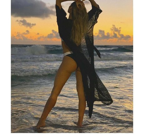 Talita Correa pornstar sexy photo