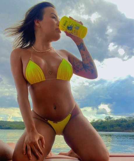 Andressa Oliveira star sex gallery