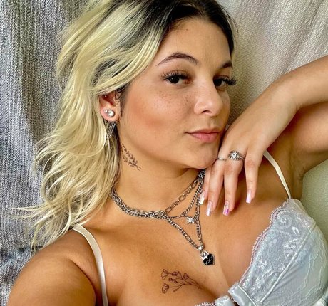 Isabela Roza pornstar adult images