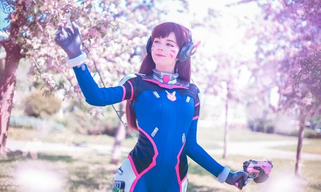 Kawaiitsu naked actress photo