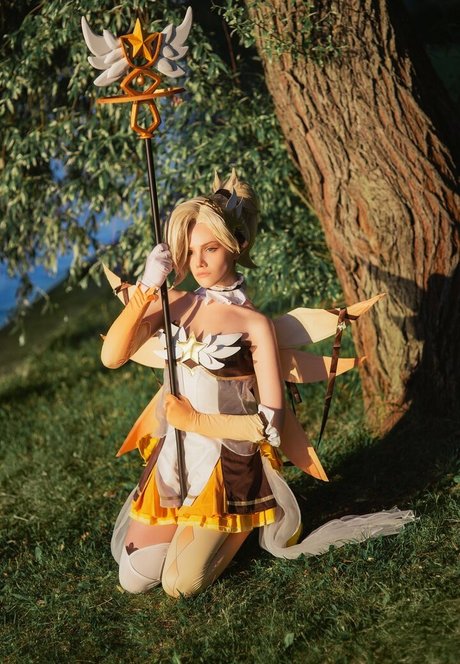 Kawaiitsu sexy model pic