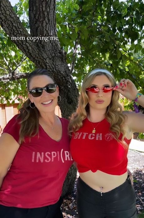 Olivia Haigh model top photos