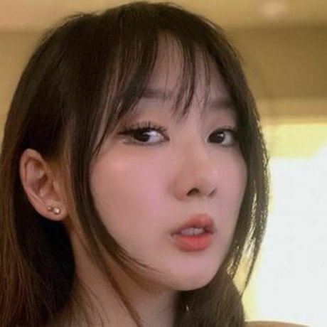 Ceweina xxx actress pic