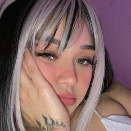 lakikis666 model sexy picture