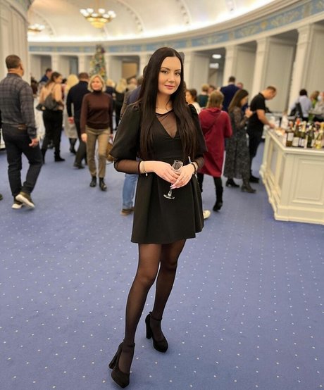 Kate Lullaby star top photo