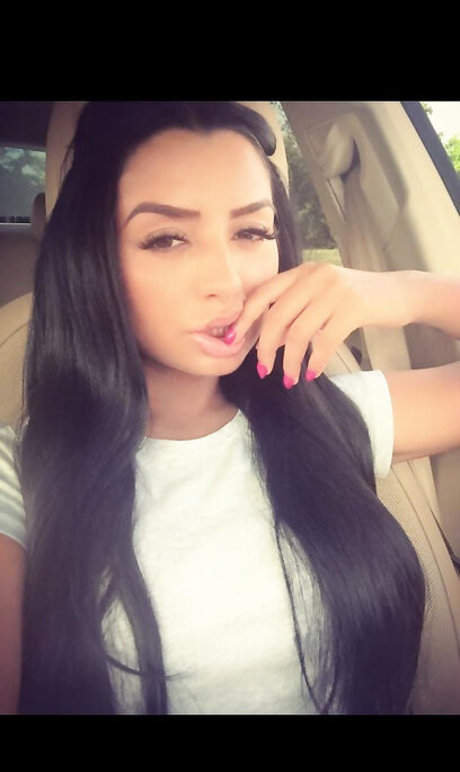 Nicolebella hot model galleries