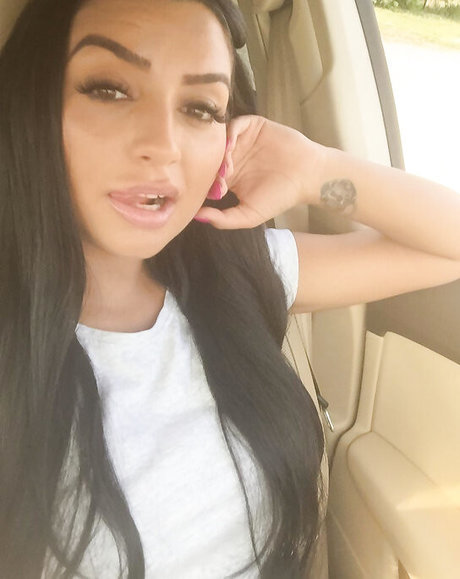 Nicolebella model pretty galleries