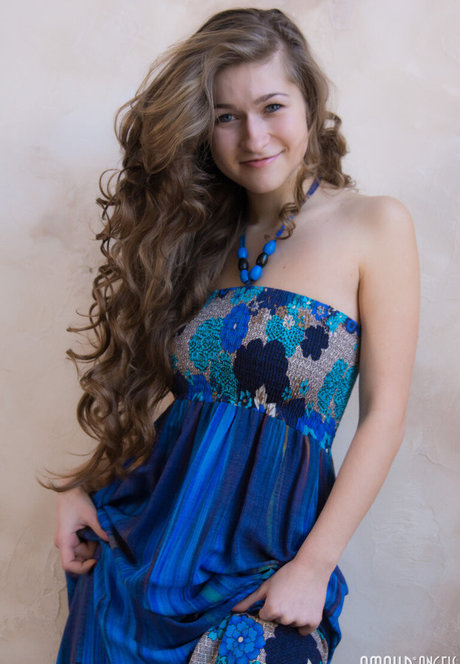 Ailona hd actress picture