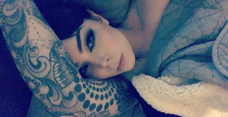 Suzy Berhow model exclusive photo