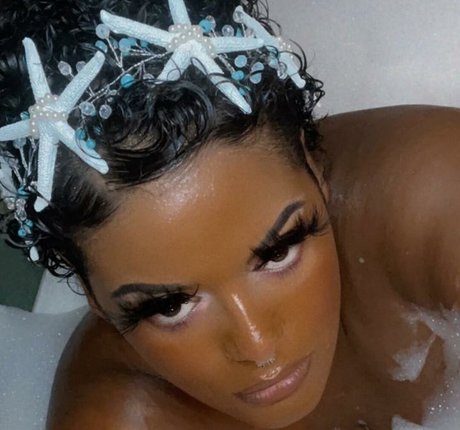 mscalciumcannons sexy actress pic