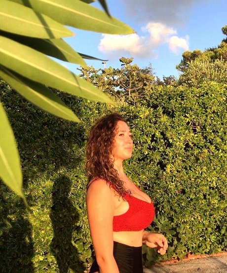 FromRomeToNaples sexy model pic