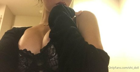 Shi Doll adult actress pics