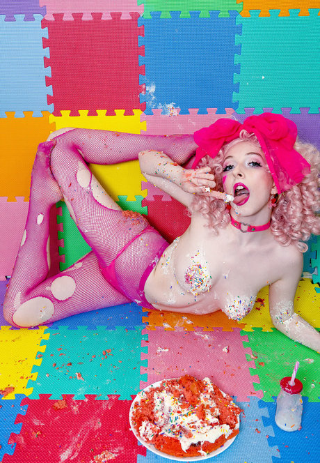 Evettes Niche star pretty galleries