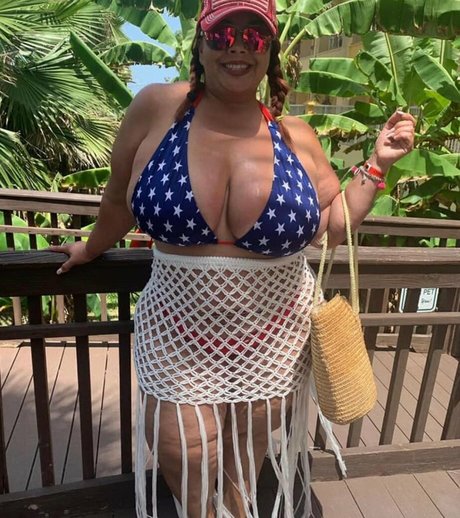 teen tits onlyfans nude photo