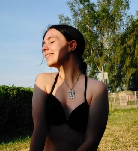 silversparkles naked star image