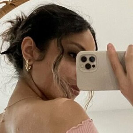 Jasmynnive erotic pornstar image