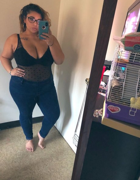 Leishla Gomez hd model picture