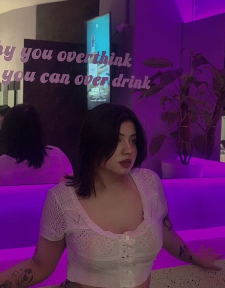 popular onlyfans nude archive