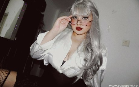 gresaids nudes model photos