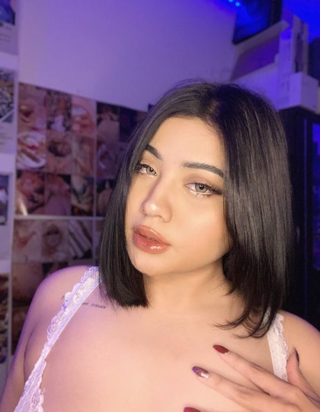 gresaids model erotic galleries