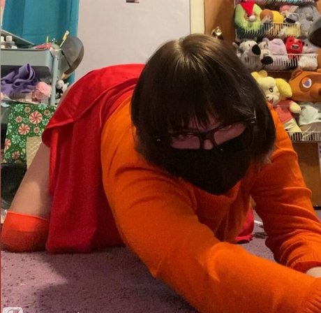 Liaslewds art model photo