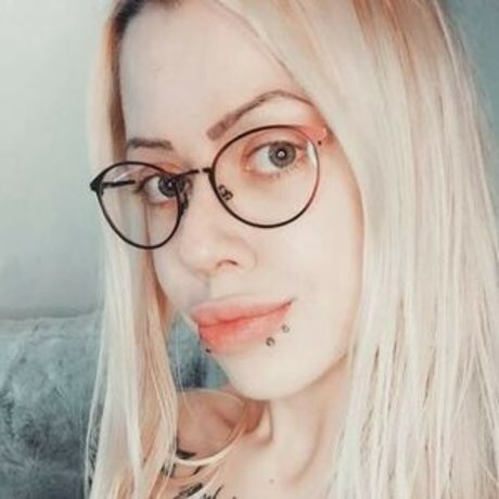 Jessisapphyri beautiful pornstar photos