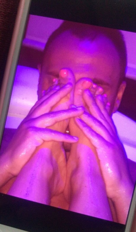 ElianStriper adult star pictures