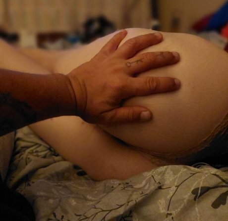 emmanoodle pornstar naked pic