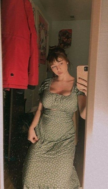 mother daughter onlyfans sexy images