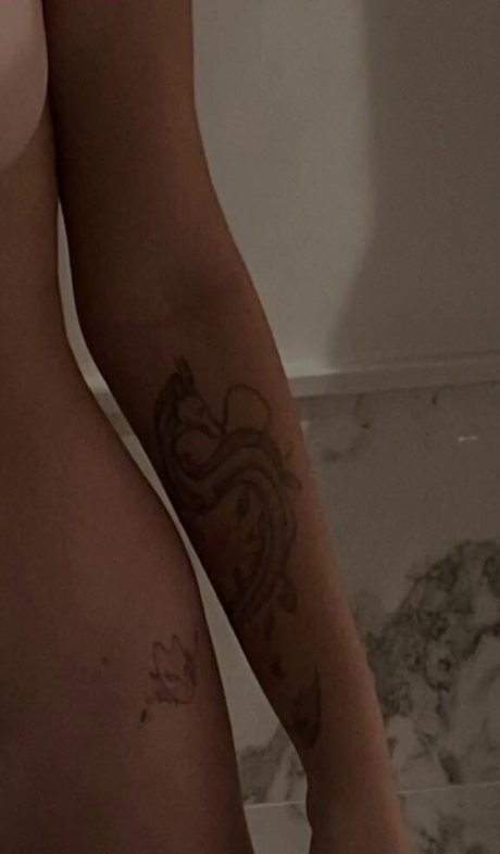 _konneko_ actress photos