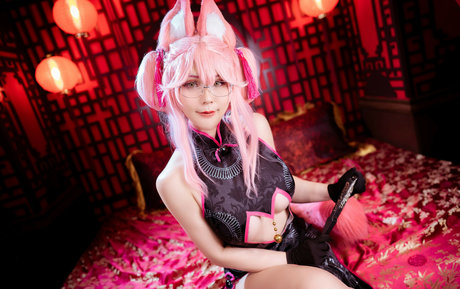 OnniesM model adult images