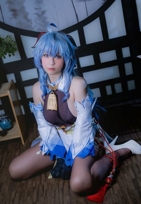 OnniesM perfect actress photo