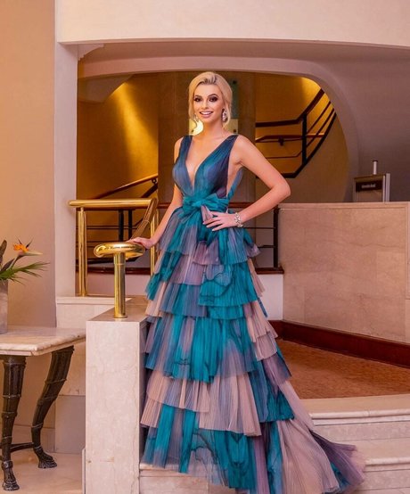 Karolina Bielawska sexy pornstar pictures