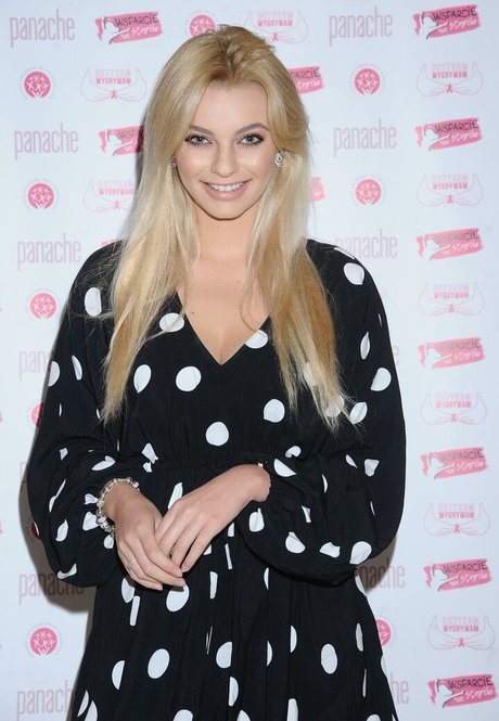 white ass onlyfans top gallery