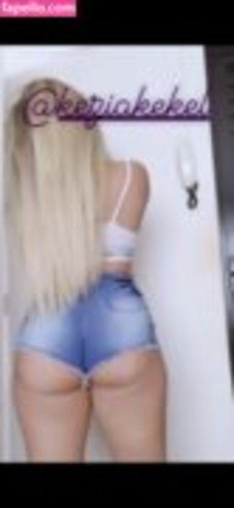 Kezia Kekel xxx pornstar photo